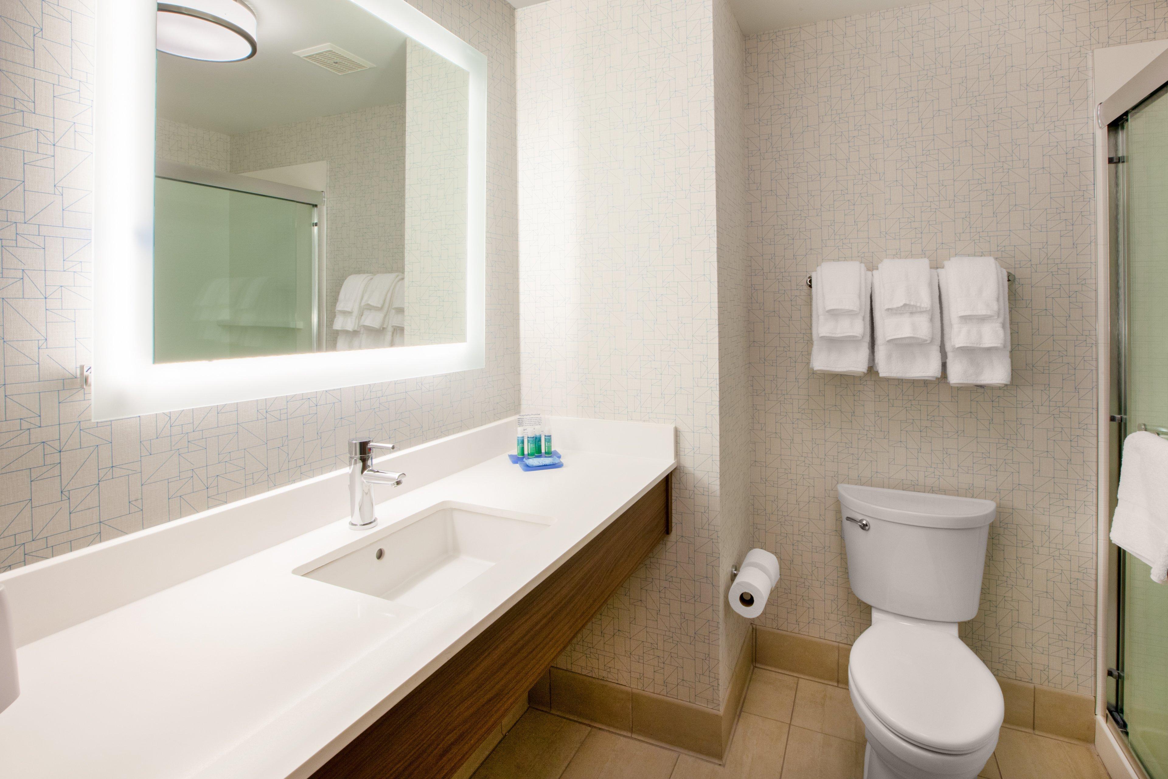 Holiday Inn Express & Suites - Forest Hill - Ft. Worth Se מראה חיצוני תמונה